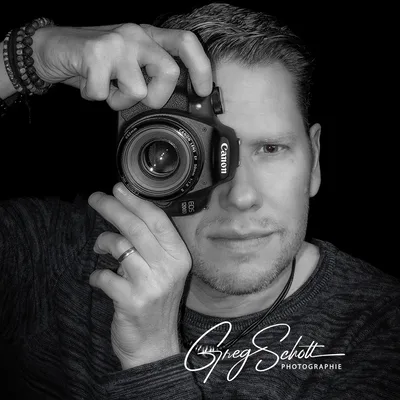 Photo de profil de Découvrez Greg Schott Photographie, photographe professionnel basé(e) en Hauts-de-France. Réservation pour vos projets photographiques.