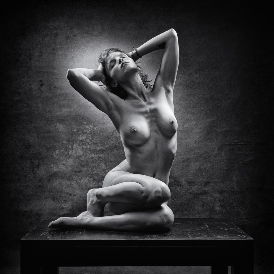 FIGURE DE CHAIR